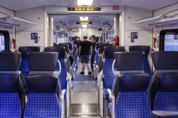 
			Bochum: Als Passagiere DIESE Anzeige im Zug entdecken, sind sie mehr als baff