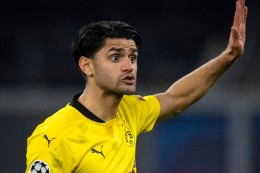 
			Borussia Dortmund: Dahoud kann es nicht fassen – diese Frage hätte ein Reporter sich besser verkniffen