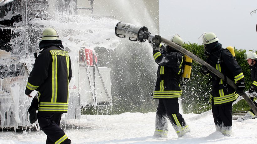 Feuerwehr löschte unwissentlich mit giftigem Schaum - neue Messstellen