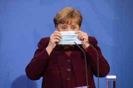 
			Angela Merkel fliegt die Corona-Politik um die Ohren! Diese Entschuldigung war längst überfällig
